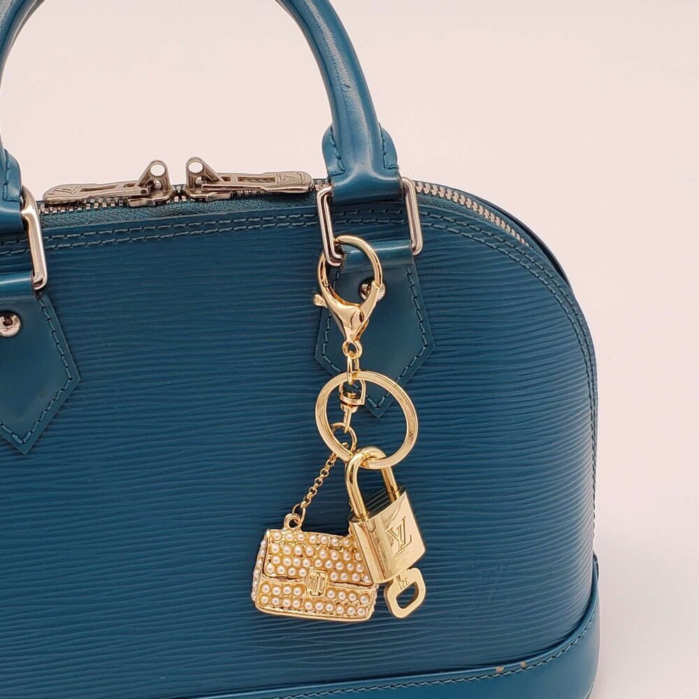 Authentic Louis Vuitton Padlock & Key Gold ✨Unbranded Bag Charm Keychain - Picture 7 of 8